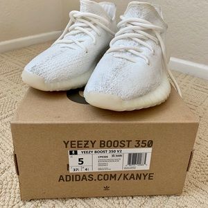 White Yeezy Boost 350 - Size 5!